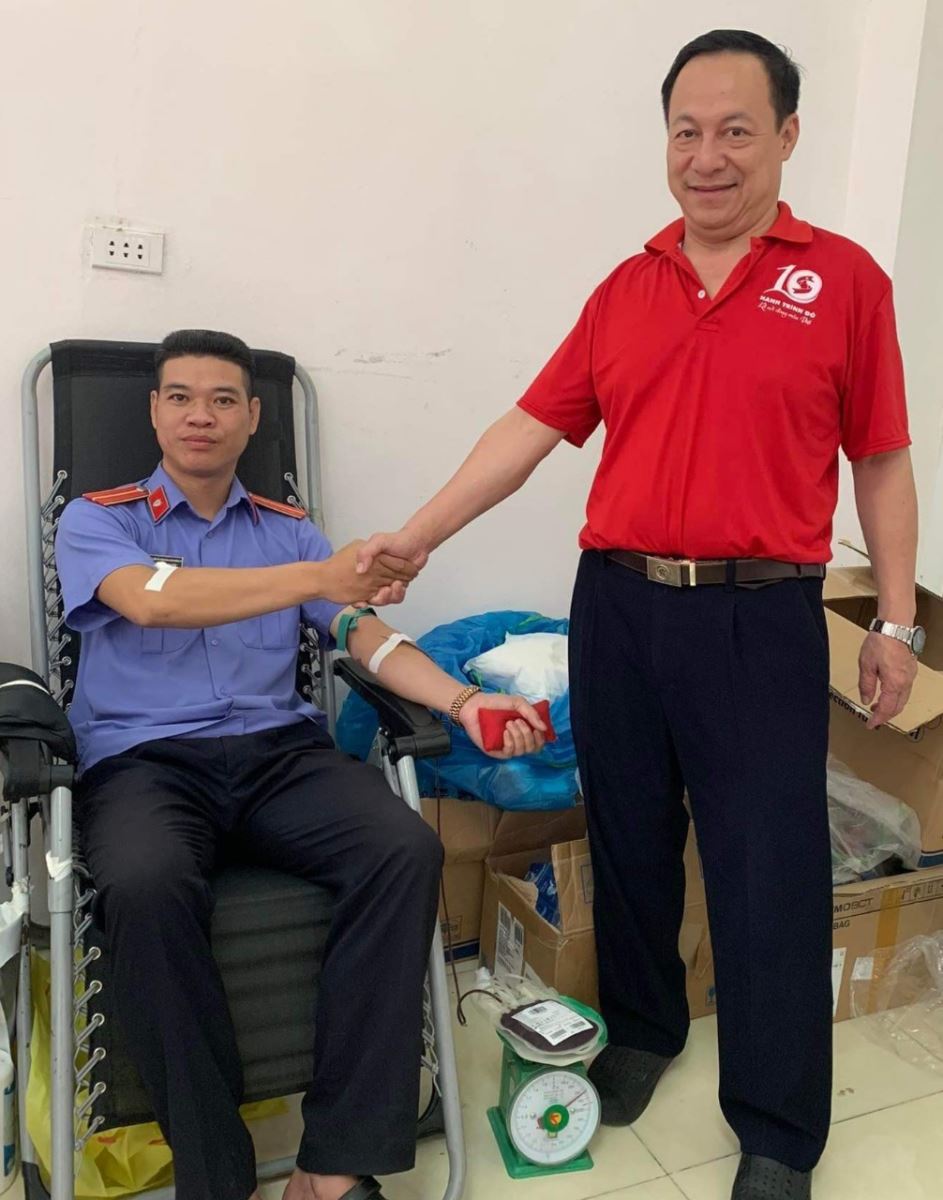VKSND huyện Mường Tè tham gia hiến máu tình nguyện