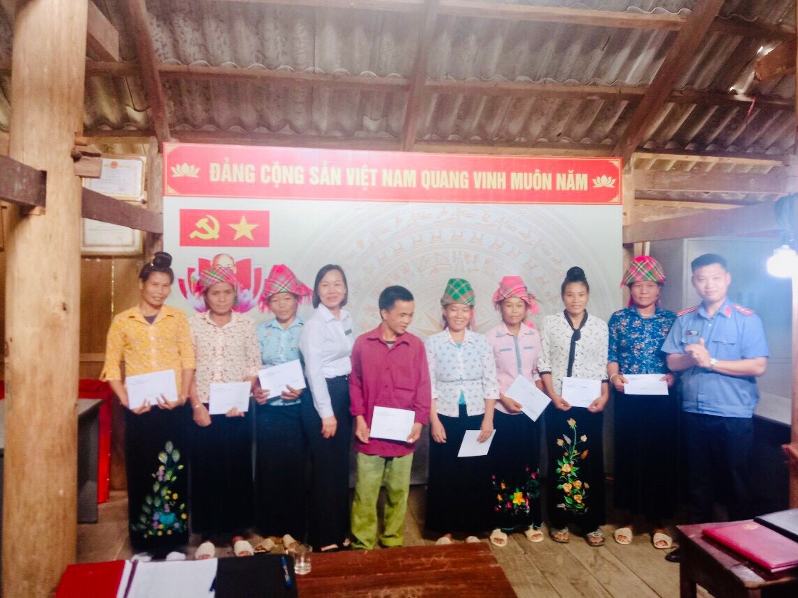 Liên ngành tố tụng huyện Tân Uyên tuyên truyền, phổ biến giáo dục pháp luật tại bản Nà Phát, xã Nậm Cần, huyện Tân Uyên