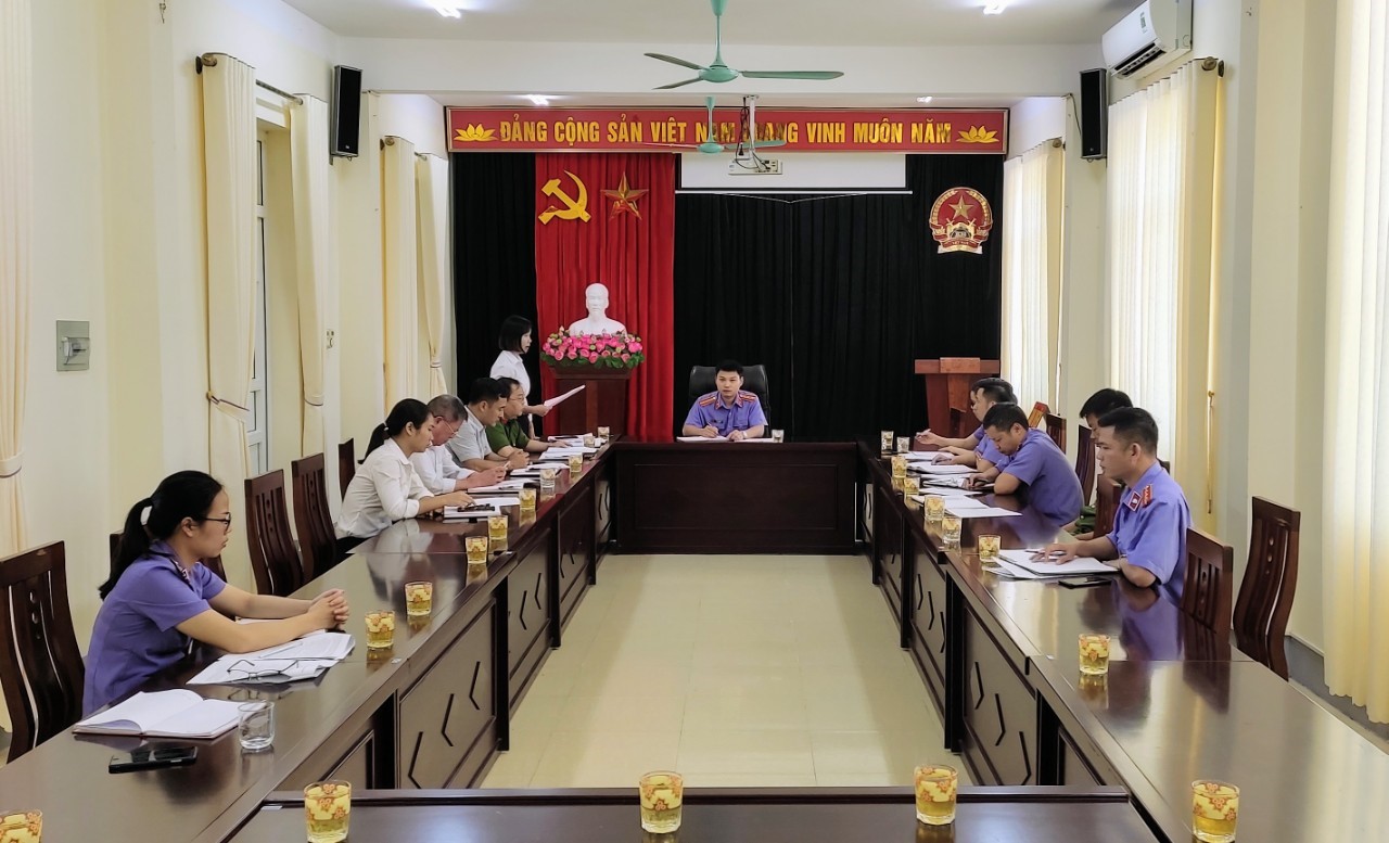 Trao đổi nghiệp vụ, rút kinh nghiệm và đưa ra các giải pháp nâng cao chất lượng công tác kiểm sát bản án, quyết định của Tòa án