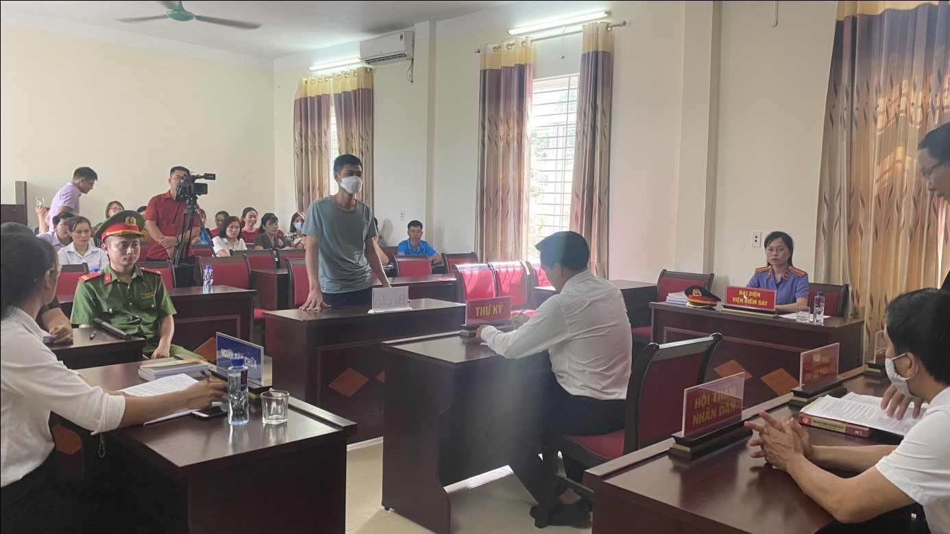 VKSND huyện Nậm Nhùn phối hợp tổ chức tuyên truyền pháp luật bằng phiên tòa giả định