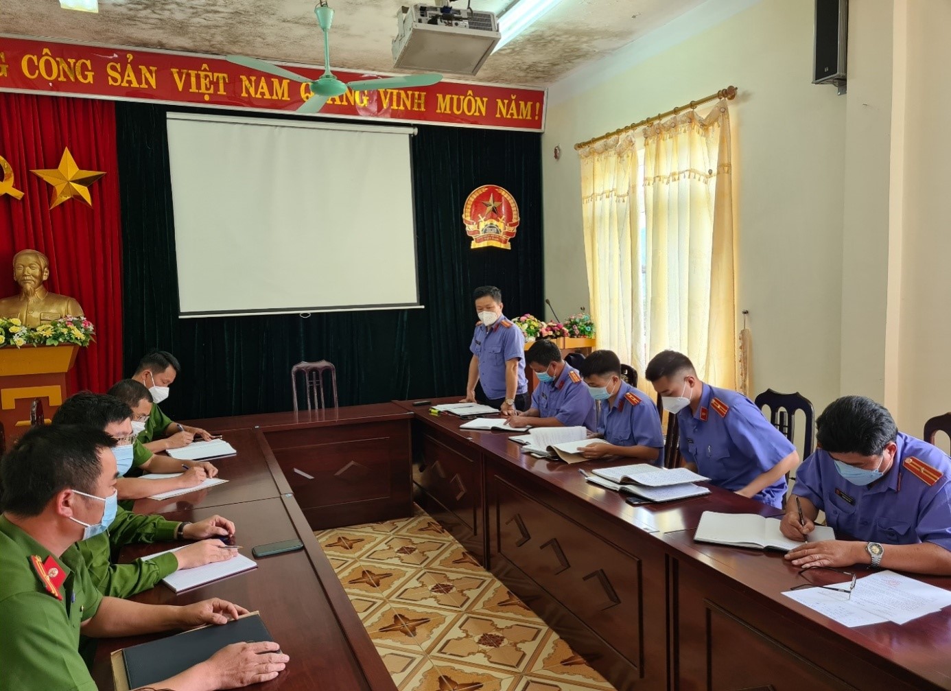 VKSND huyện Sìn Hồ và Cơ quan điều tra Công an huyện Sìn Hồ tổ chức sinh hoạt giao ban tháng 5/2022