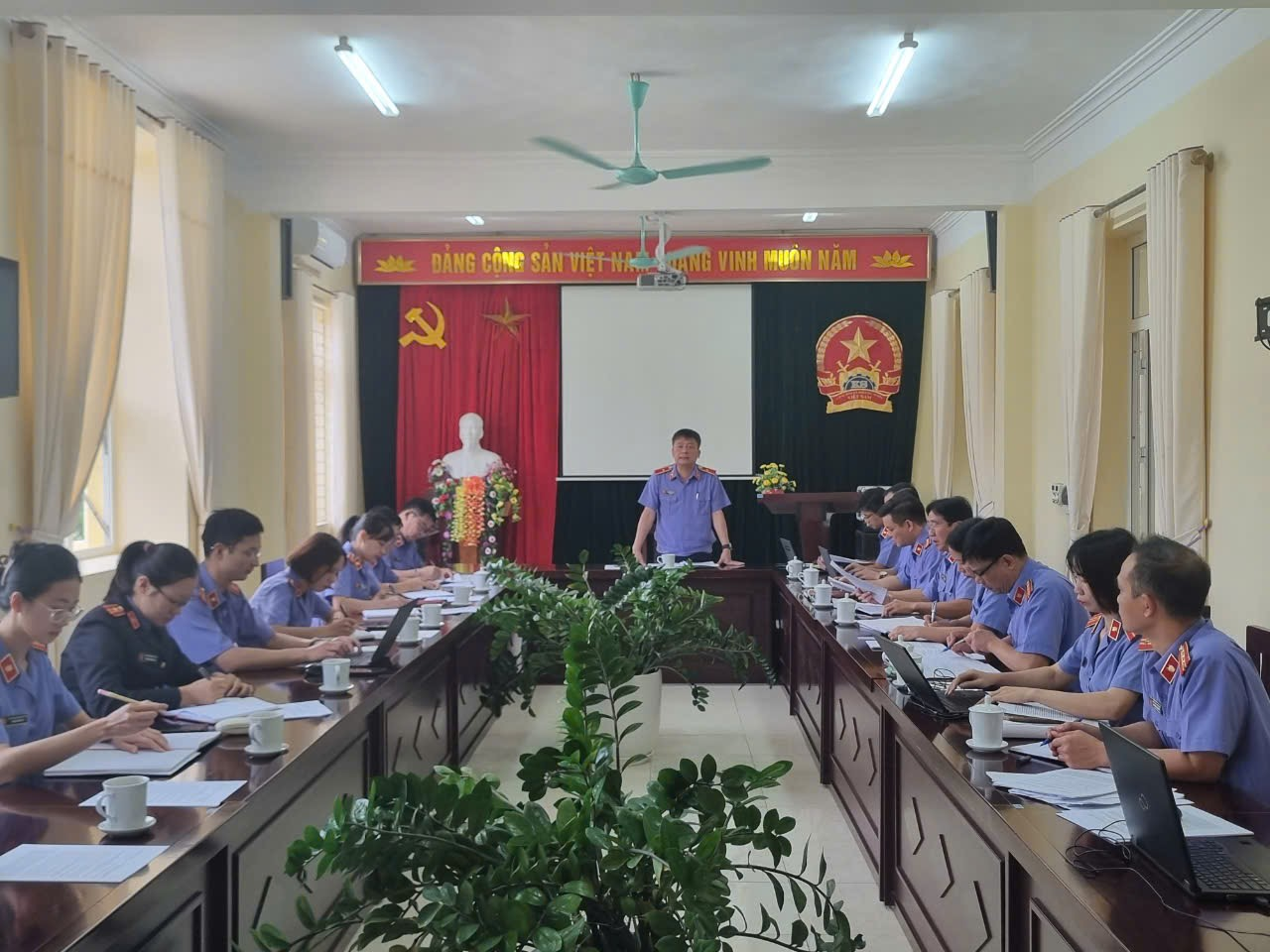 VKSND tỉnh Lai Châu kiểm tra kết quả thực hiện Chỉ thị số 01 của VKSND tối cao tại VKSND thành phố Lai Châu