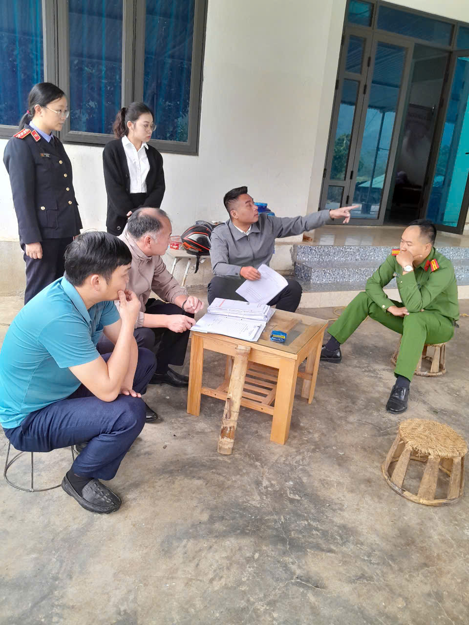 VKSND tỉnh Lai Châu phối hợp xem xét thẩm định tại chỗ đối với vụ án dân sự