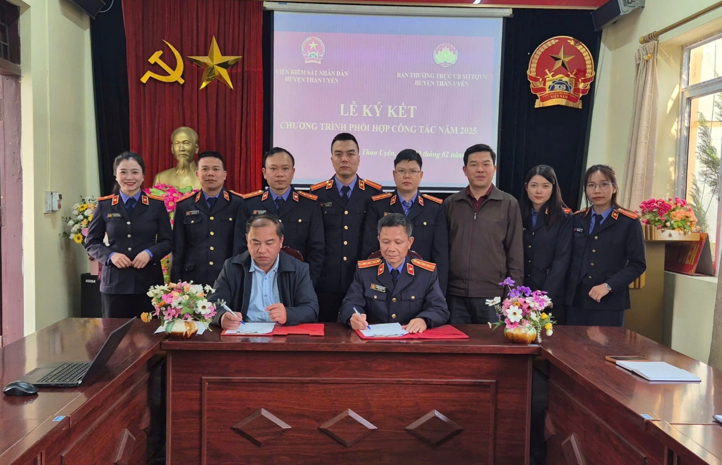 VKSND huyện Than Uyên và Ban Thường trực Ủy ban Mặt trận tổ quốc Việt Nam huyện Than Uyên ký kết Chương trình phối hợp công tác năm 2025