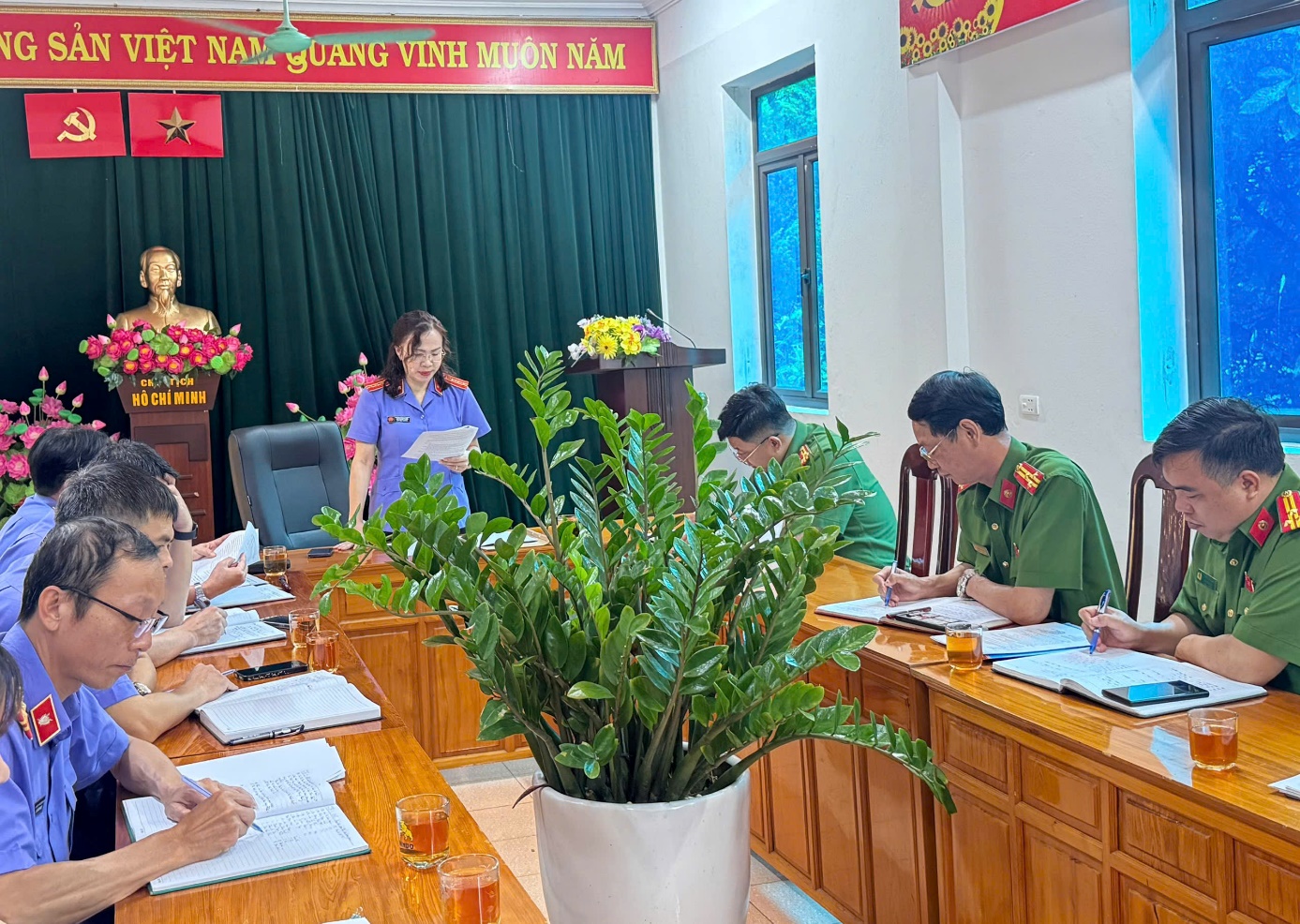 VKSND tỉnh Lai Châu trực tiếp kiểm sát việc tạm giữ, tạm giam và thi hành án phạt tù tại Trại tạm giam Công an tỉnh Lai Châu 06 tháng cuối năm 2025