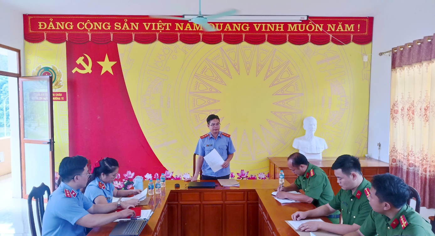 Viện kiểm sát nhân dân khu vực 4 - Lai Châu kiểm sát trực tiếp phân trại tạm giam Mường Tè thuộc trại tạm giam tỉnh Lai Châu