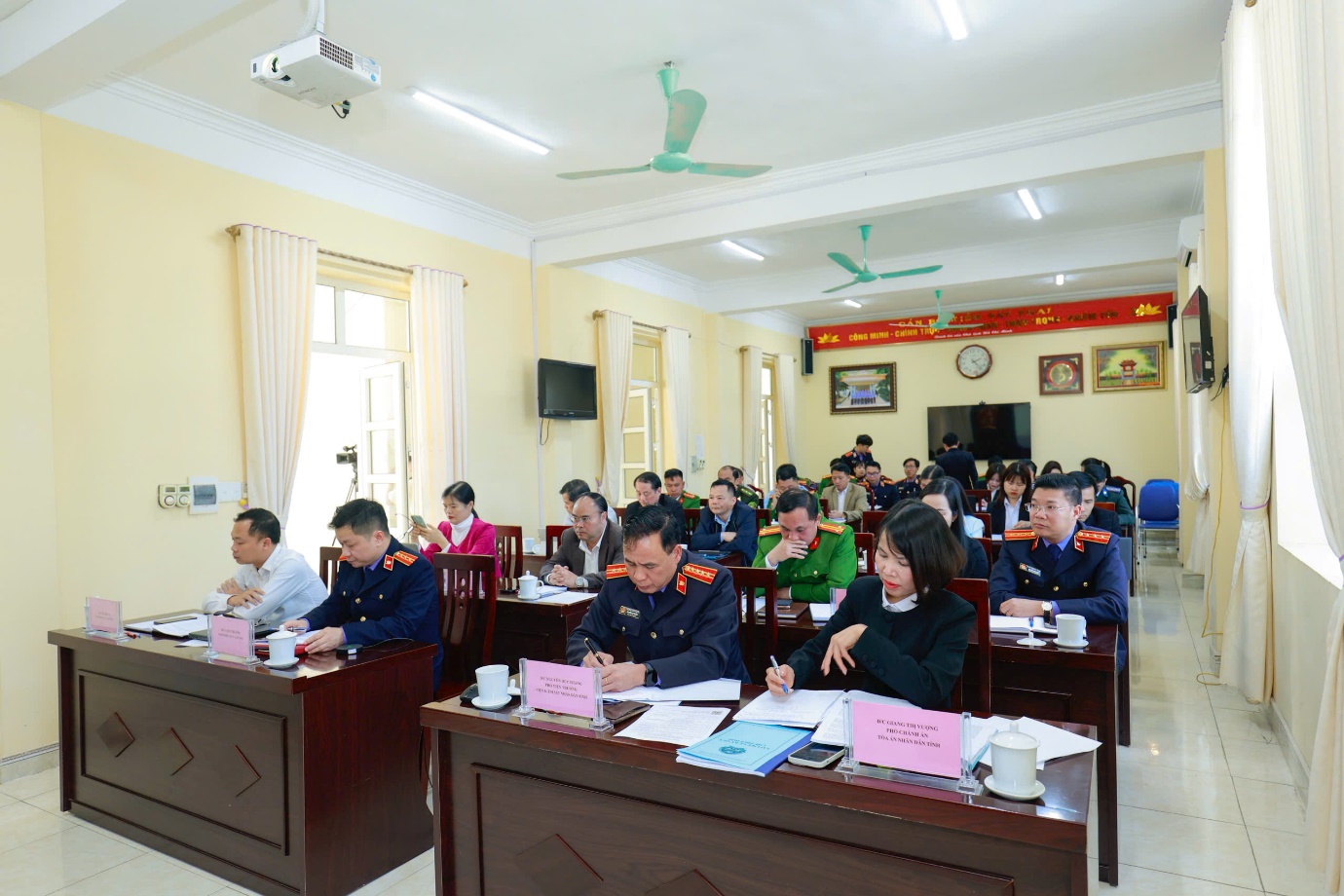 Viện kiểm sát nhân dân khu vực 1 - Lai Châu chủ trì Hội nghị giao ban liên ngành tố tụng quý I năm 2026 và triển khai Nghị quyết 205/2025/QH15 của Quốc hội, các Chỉ thị của Tỉnh ủy Lai Châu