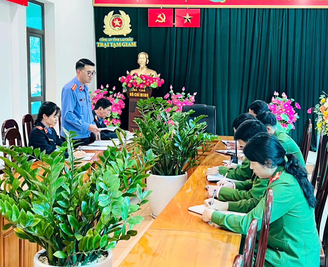 VKSND tỉnh Lai Châu trực tiếp kiểm sát việc chấp hành pháp luật của Trại tạm giam Công an tỉnh đối với Quyền và nghĩa vụ của người bị tạm giữ, tạm giam về bầu cử Đại biểu Quốc hội và Hội đồng nhân dân các cấp, nhiệm kỳ 2026 -2031