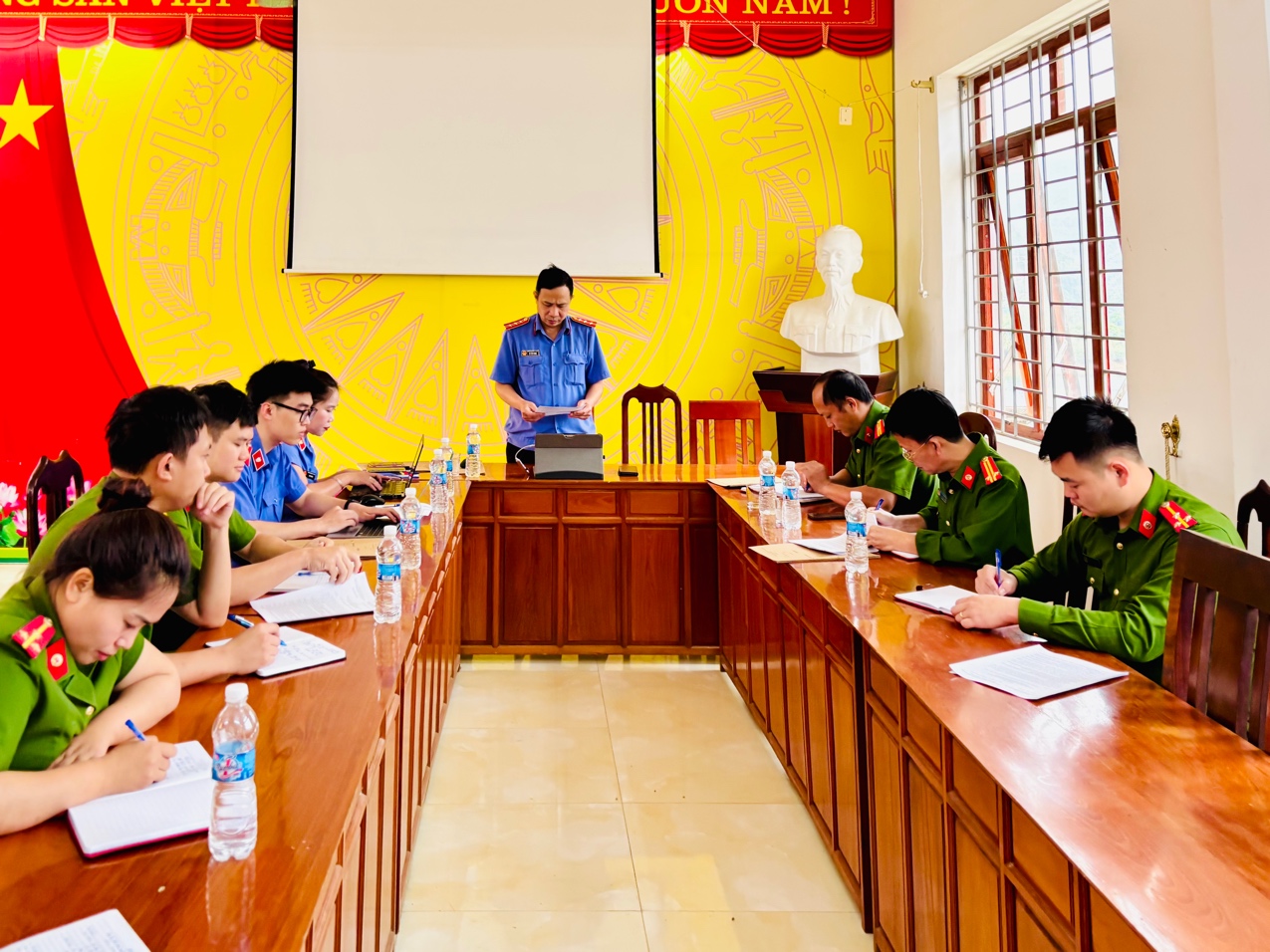 Viện kiểm sát nhân dân khu vực 4 - Lai Châu trực tiếp kiểm sát việc tạm giữ, tạm giam và thi hành án phạt tù tại Phân trại tạm giam Mường Tè