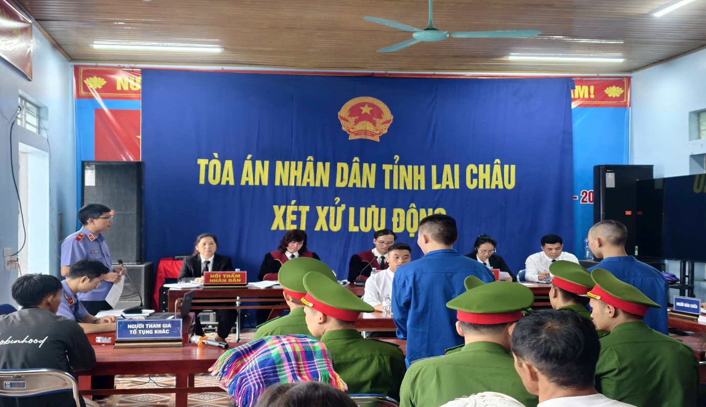 Lãnh đạo Viện kiểm sát nhân dân tỉnh Lai Châu trực tiếp thực hành quyền công tố, kiểm sát xét xử và tuyên truyền pháp luật tại phiên Tòa xét xử lưu động