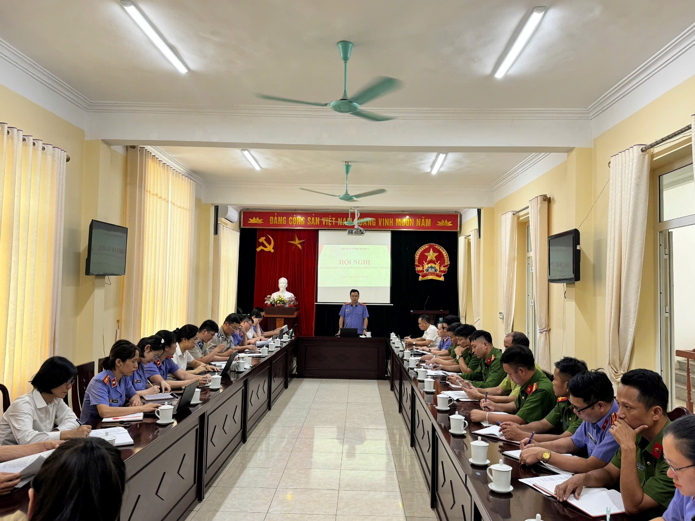VKSND khu vực 1 - Lai Châu chủ trì tổ chức Hội nghị giao ban công tác phối hợp liên ngành tố tụng 6 tháng đầu năm 2026