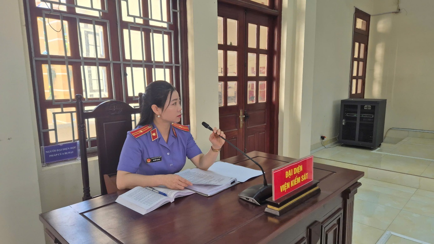 VKSND khu vực 2 – Lai Châu phối hợp tổ chức phiên tòa rút kinh nghiệm vụ án ly hôn có yếu tố ngước ngoài