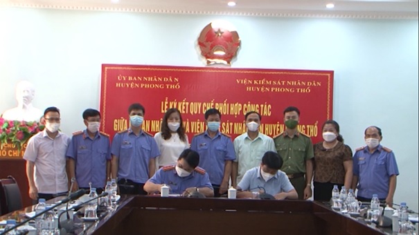 VKSND huyện Phong Thổ ký kết quy chế phối hợp với UBND huyện Phong Thổ trong thực hiện các quy định pháp luật trên địa bàn huyện