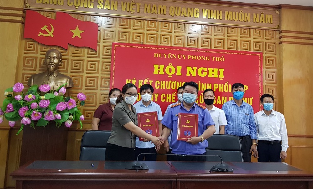 Ký kết chương trình phối hợp
