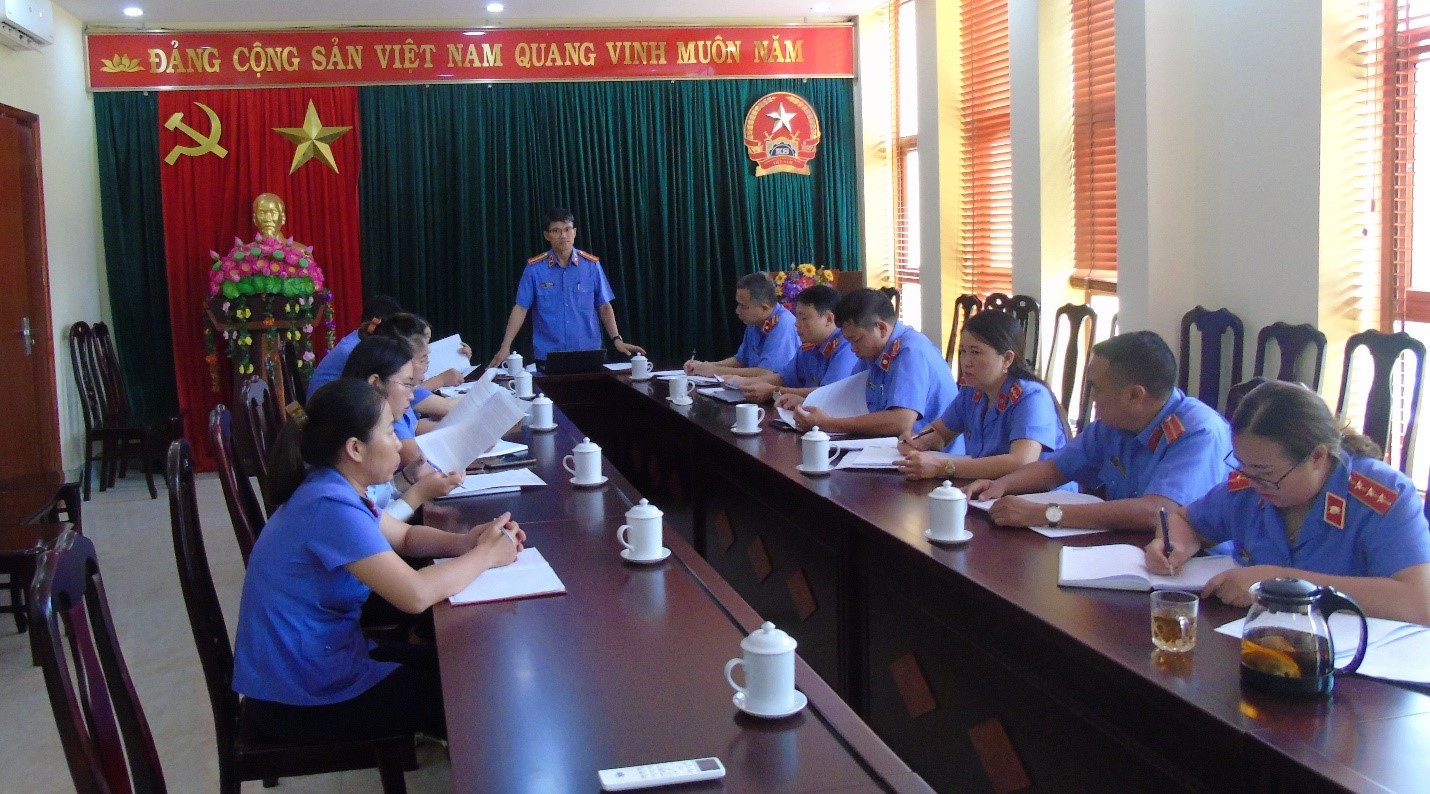 VKSND tỉnh Lai Châu tiến hành kiểm tra công tác phòng chống tham nhũng, tiêu cực và kiểm tra việc thực hiện Quy chế dân chủ tại VKSND huyện Mường Tè.