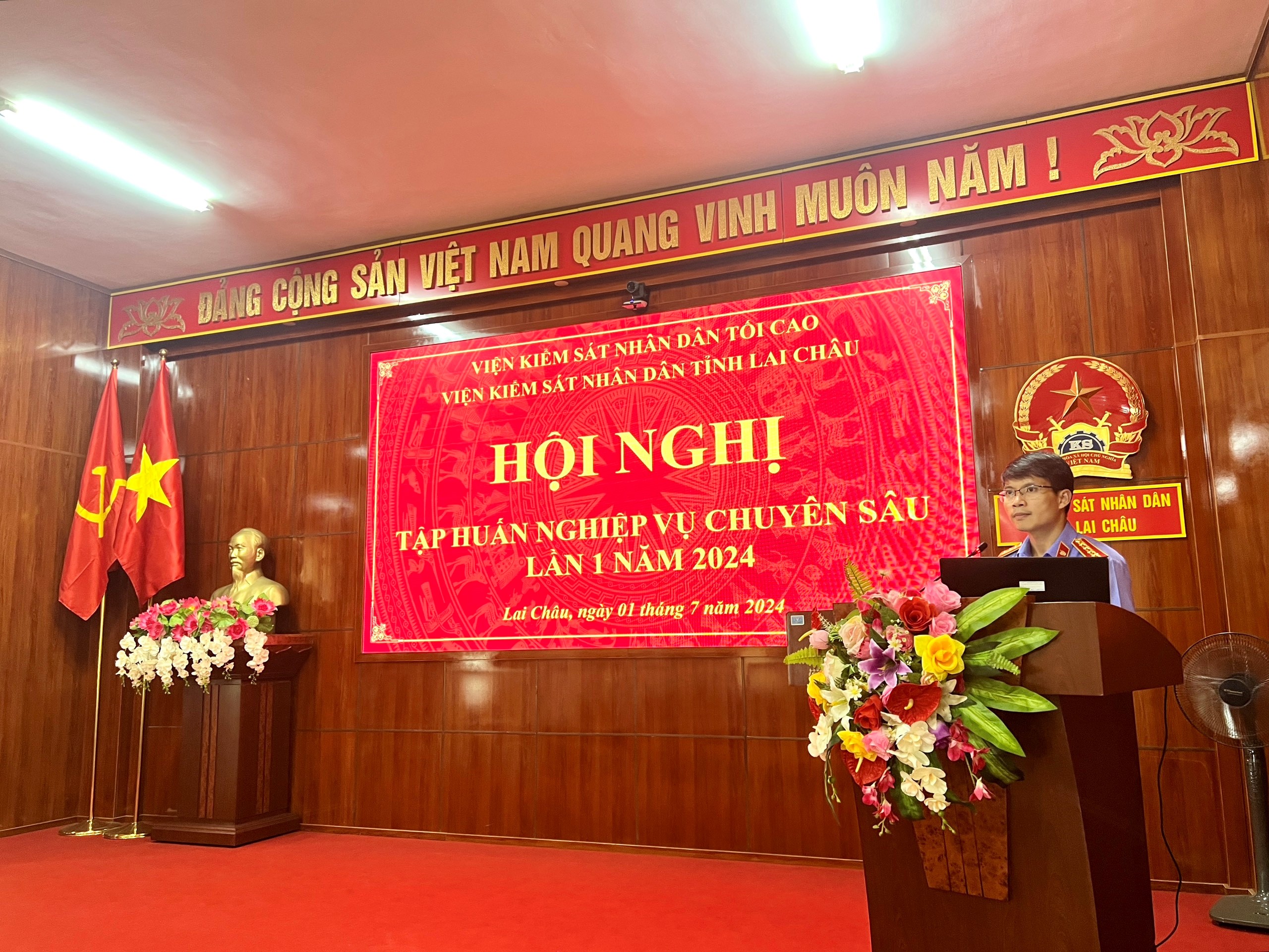 Tập huấn chuyên đề “Hướng dẫn quy trình kiểm sát bản án,  quyết định hình sự của TAND cấp huyện trên môi trường số”  cho cán bộ, Kiểm sát viên hai cấp tỉnh Lai Châu